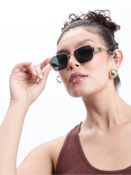 Twenty Dresses by Nykaa Fashion - Uv Protected Lens Black Sunglasses
