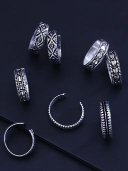 Yellow Chimes - Set of 4 Oxidised Silver-Toned Classic Designer Toe Rings