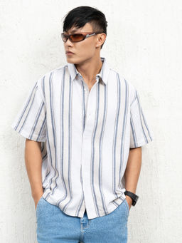 Hubberholme - Men Standard Spread Collar Striped Cotton Oversized Casual Shirt