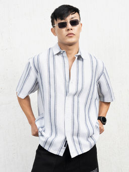 Hubberholme - Men Standard Spread Collar Striped Cotton Oversized Casual Shirt