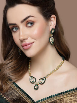 Dugran By Dugristyle - Peach & Green Drop Earring with Kundan & Pearls