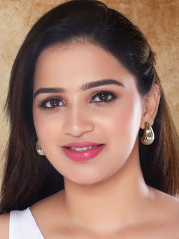 I Jewels - Gold Plated Lightweight Stud Earrings for Women