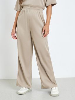 Styli - Women Solid Wide Leg Cotton Trackpant