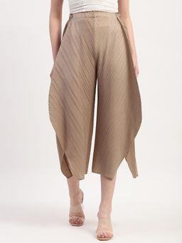 Global Republic - Polyester Solid Loose Fit Capri For Women - Beige