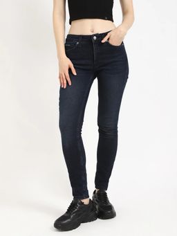 Calvin Klein - Light-Wash Skinny Fit Mid Rise Jeans