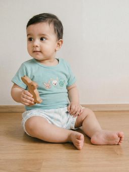 Oh My Bebe - Green Organic Cotton Bunny Friends Baby T-shirt and Shorts