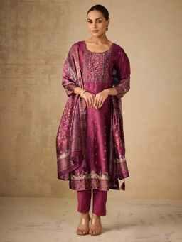 Women Plus - Digitally Jacquard Silk Kurta with Pant & Dupatta