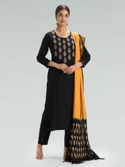 Women Plus - Black Embroidered Viscose Rayon Kurta with Pant & Dupatta
