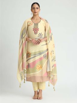 Women Plus - Embroidered Digitally Printed Cotton Linen Kurta with Pant & Dupatta