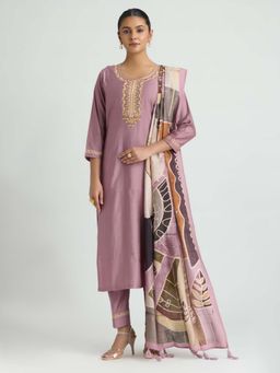 Women Plus - Embroidered Viscose Kurta with Pant & Dupatta