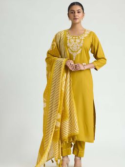 Women Plus - Yellow Embroidered Viscose Rayon Kurta with Pant & Dupatta