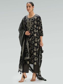 Women Plus - Black Embroidered Pure Cotton Kurta with Pant & Dupatta