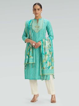 Women Plus - Caribbean Green Embroidered Pure Cotton Kurta with Pant & Dupatta