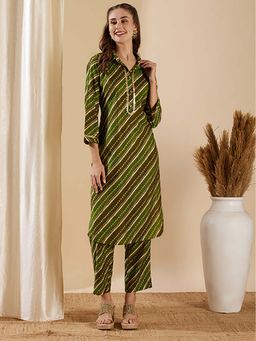FASHOR - Ethnic Bandhani Foil Printed Straight Fit Co-Ord Set