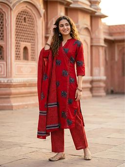 FASHOR - Elephant Printed Straight Kurta With Pant & Dupatta