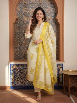 FASHOR - Ethnic Printed Straight Fit Kurta With Pant & Dupatta