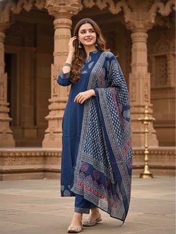 FASHOR - Ethnic Printed Kurta With Pant & Dupatta