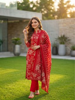 FASHOR - Floral Printed Kurta With Pant & Dupatta