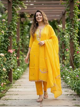 FASHOR - Leheriya Printed Gota Patti Embroidered Straight Kurta With Pant & Dupatta