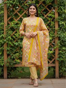 FASHOR - Floral Printed Straight Kurta With Pant & Dupatta