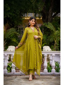 Gahan - Women Anarkali Kurta with Pant and Dupatta - Green
