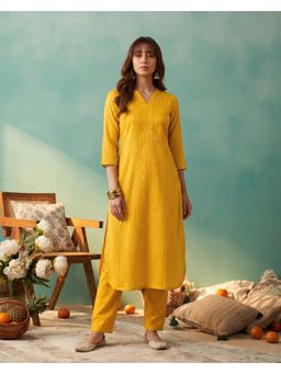 Gahan - Yellow Ruby Cotton Blend Thread Embroidered Kurta Pant