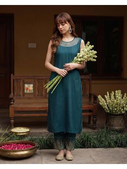Gahan - Women Teal Ruby Cotton Sequence Work Straight Kurta Pant