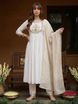 Gahan - Off White Vichitra Zari Sequence Embroidered Kurta with Pant and Dupatta