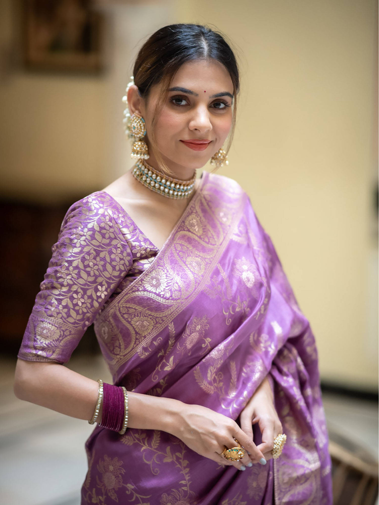 lavender saree with silver blouse