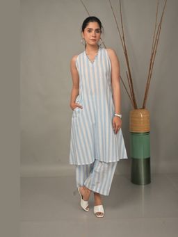EARTHWEAR - Striped Hand Embroidered Cotton White Kurta with Pant