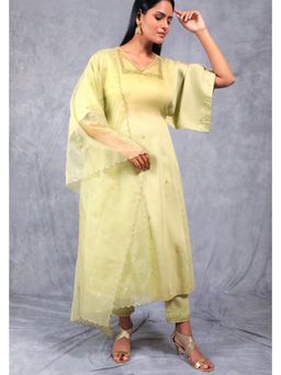 Asaga - Women Olive Vasudha Kurta with Pant and Dupatta