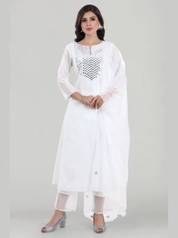 Asaga - Women White Sheesha Kurta with Pant and Dupatta