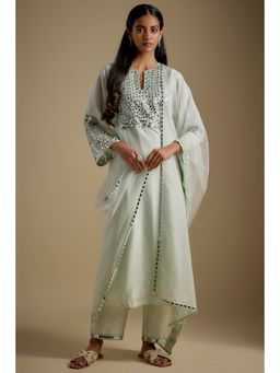 Asaga - Women Green Lustora Kurta with Pant and Dupatta