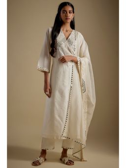 Asaga - Women White Drapiva Kurta with Pant and Dupatta