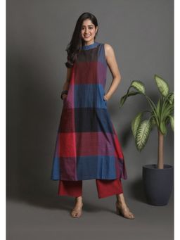 EARTHWEAR - Checks Handloom Cotton Multicolor Kurta with Pant