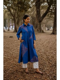 EARTHWEAR - Geometric Hand Embroidered Handloom Cotton Blue Kurta with Pant