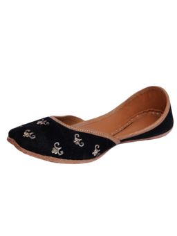 KURRBAT - Midnight Black Velvet Juttis with Golden Work