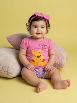 Nautinati - Baby Girls Winnie The Pooh Printed Regular Fit Clothing Set