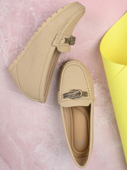 Jove - Women Beige Western Embellished Wedge Heel Loafers