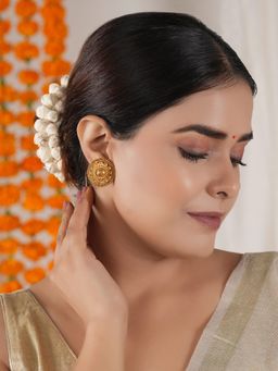 Smars Jewelry - Traditional Antique Gold Floral Plain Stud