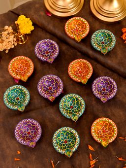 AAPNO RAJASTHAN - Lotus Motif Terracotta Diyas (Pack of 12)