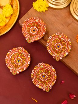 AAPNO RAJASTHAN - Set Of 4 Red Lotus Terracotta Diyas (Pack of 4)