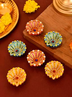 AAPNO RAJASTHAN - Festive Floral Terracotta Diyas (Pack of 6)