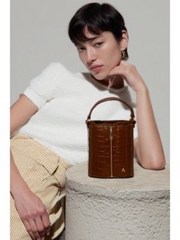 Akinna - Bucket Bag - Top Handle With Crossbody Gold Snake Chain