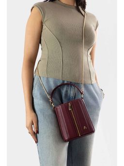 Akinna - Bucket Bag - Top Handle With Crossbody Gold Snake Chain