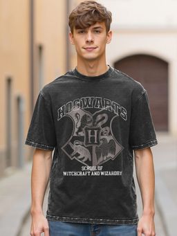 Bewakoof - Official Harry Potter Men's Black Seeker Typography Oversized Acid Wash T-shirt