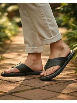 Bugatti - Cobie Dark Green Men Thong Sandals