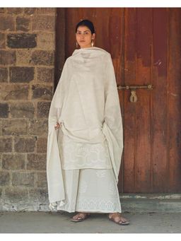 Chidiyaa - Safed Desert Milk White Block Printed Dupatta