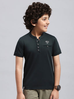 Monte Carlo - Boys Solid Bottle Green Mandarin Neck Half Sleeve Regular Fit T-Shirt