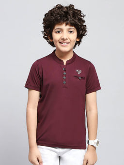 Monte Carlo - Boys Solid Maroon Mandarin Neck Half Sleeve Regular Fit T-Shirt